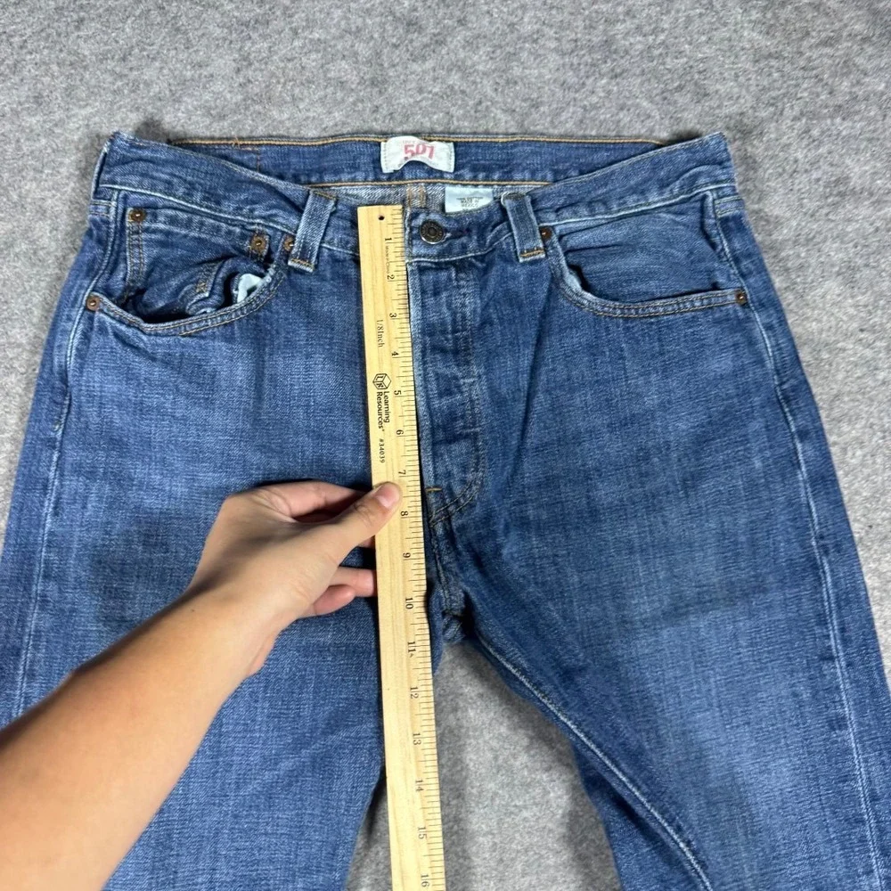 Levi's 501 Original Fit Mens Blue Denim Jeans 33x32 Button Fly Straight Y2K‎